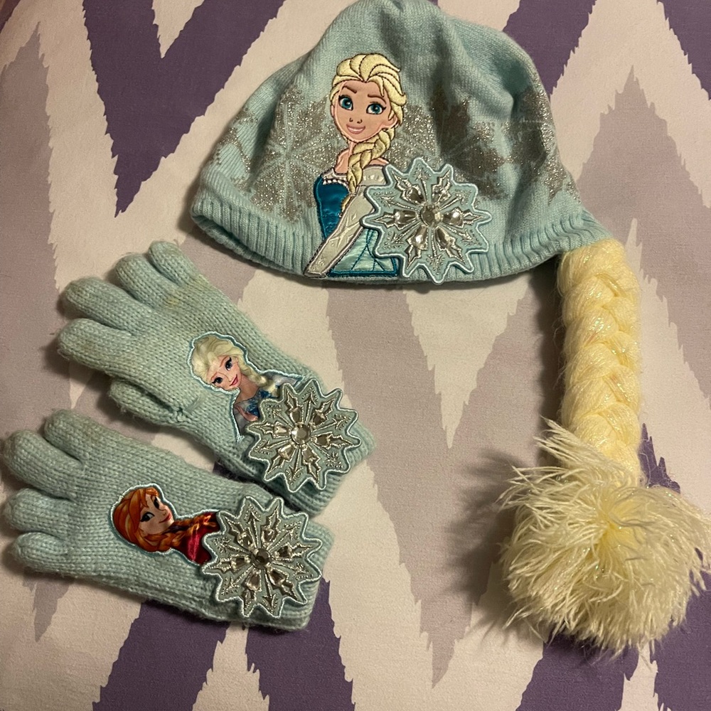 Toddler Girl Winter Hats and set of Mittens. One Size. 4 hats included.